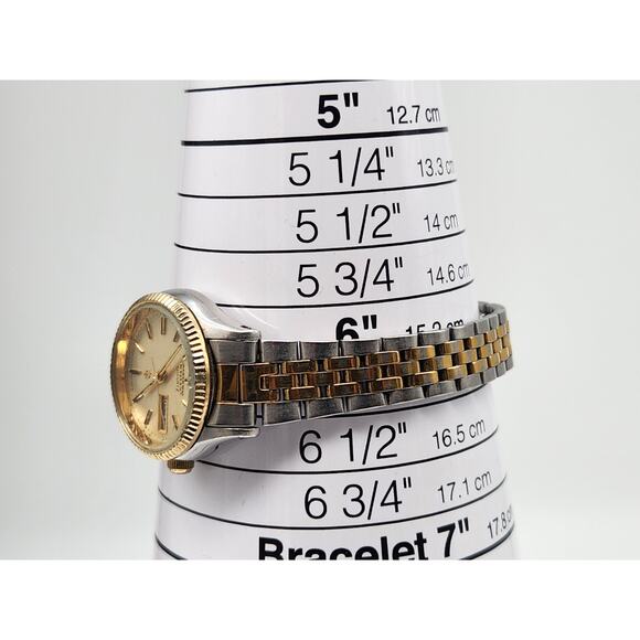 Vinatge Citizen Quartz Women’s Watch Day/Date Two Tone Silver/Gold -New Battery - Picture 8 of 9